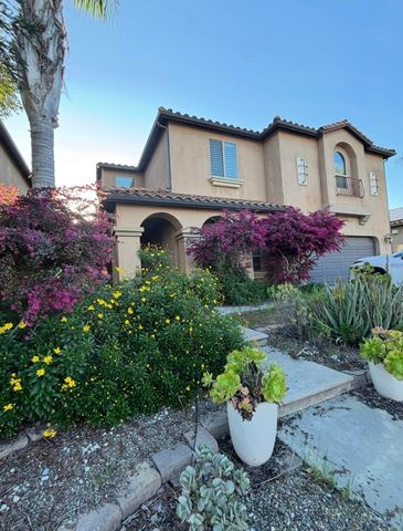 11345 N Via Montessori Drive, Fresno, CA 93730