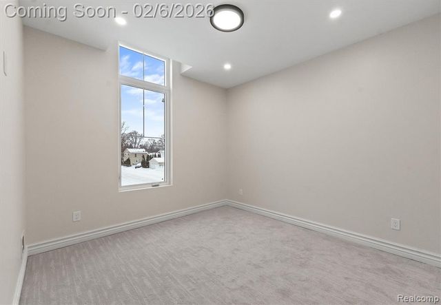 1101 Donald Avenue, Royal Oak, MI 48073