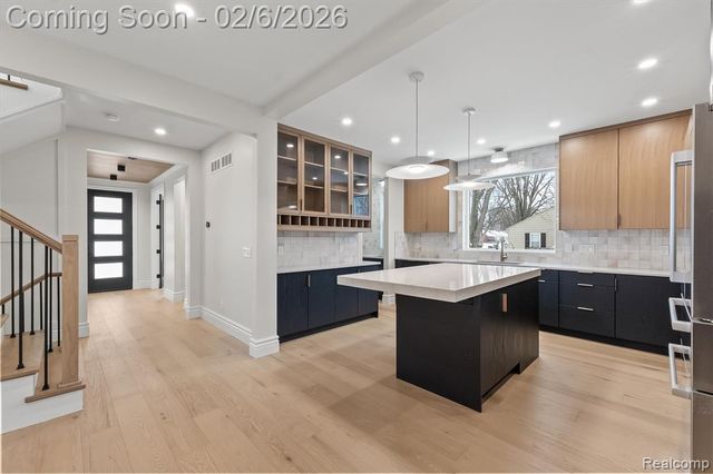 1101 Donald Avenue, Royal Oak, MI 48073