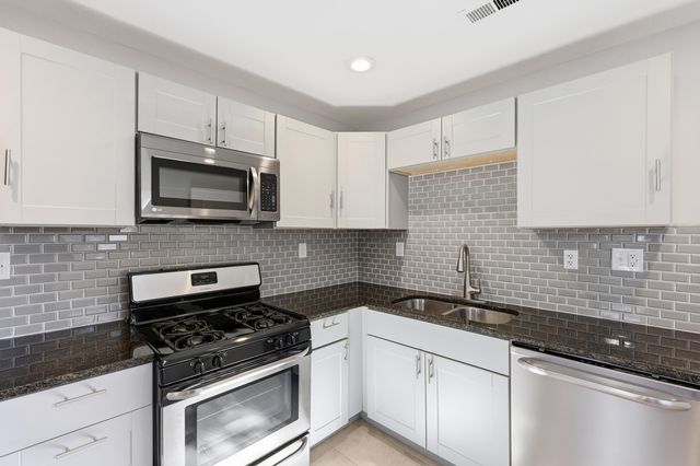 131 Harvey Avenue, Goose Creek, SC 29445