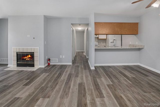 15054 Riverside Drive, Sterling Heights, MI 48313