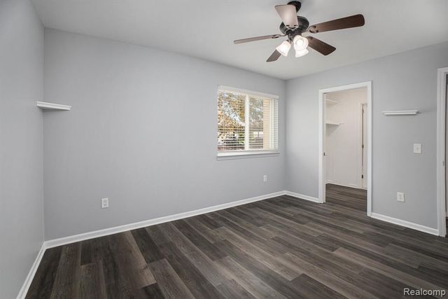 15054 Riverside Drive, Sterling Heights, MI 48313