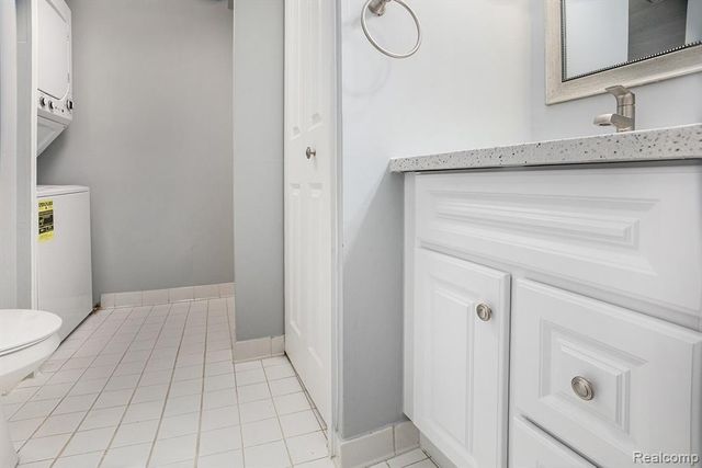 15054 Riverside Drive, Sterling Heights, MI 48313