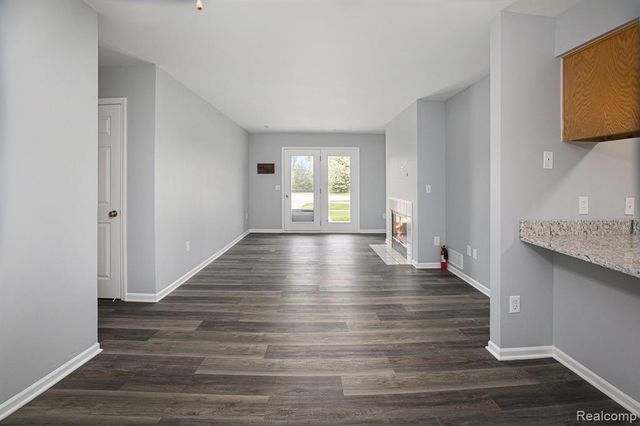 15054 Riverside Drive, Sterling Heights, MI 48313