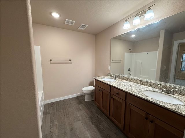 522 Vee Street, Centerton, AR 72719