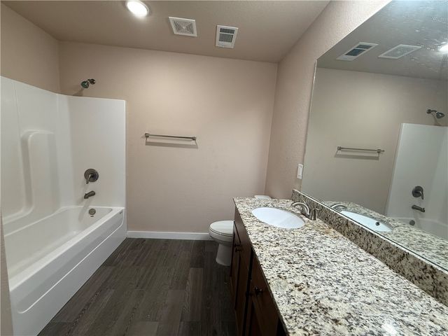 522 Vee Street, Centerton, AR 72719