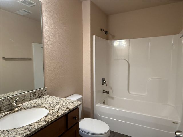 522 Vee Street, Centerton, AR 72719