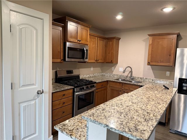 522 Vee Street, Centerton, AR 72719