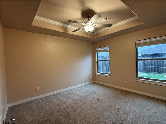 522 Vee Street, Centerton, AR 72719