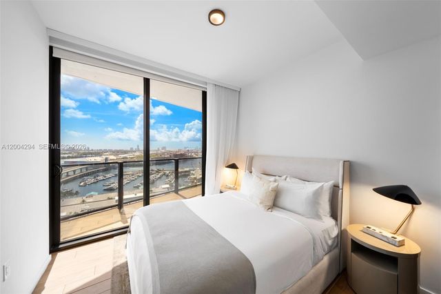 398 NE 5th St 1809, Miami, FL 33132