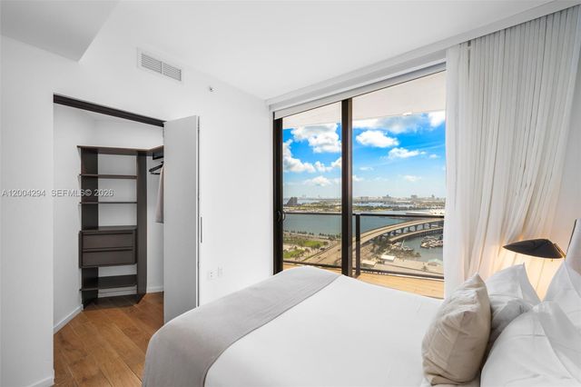 398 NE 5th St 1809, Miami, FL 33132