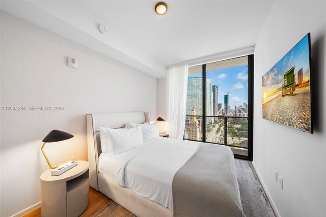 398 NE 5th St 1809, Miami, FL 33132