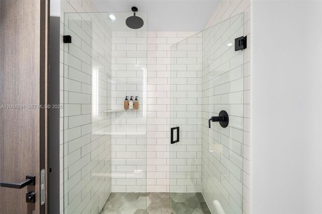 398 NE 5th St 1809, Miami, FL 33132