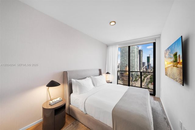 398 NE 5th St 1809, Miami, FL 33132