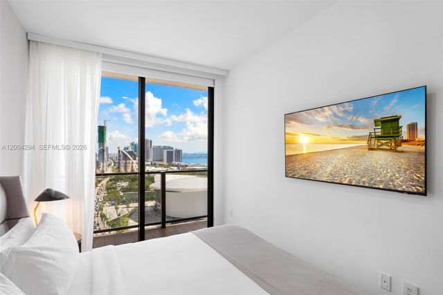 398 NE 5th St 1809, Miami, FL 33132