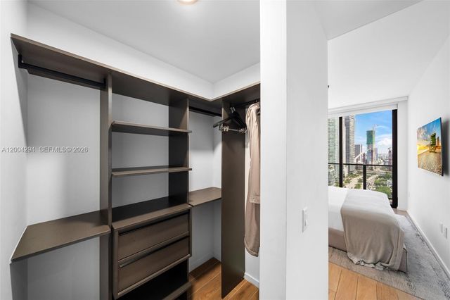 398 NE 5th St 1809, Miami, FL 33132