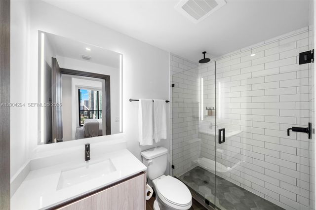 398 NE 5th St 1809, Miami, FL 33132