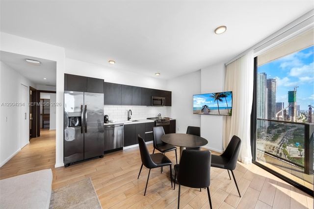 398 NE 5th St 1809, Miami, FL 33132