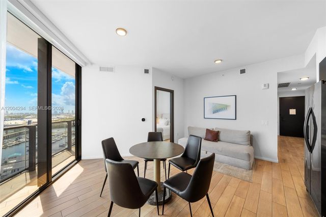 398 NE 5th St 1809, Miami, FL 33132