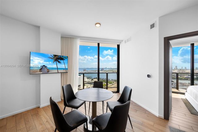 398 NE 5th St 1809, Miami, FL 33132