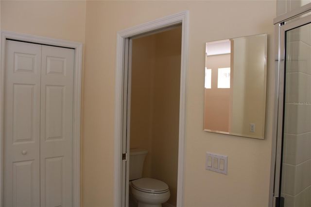 7803 33RD STREET E, Sarasota, FL 34243