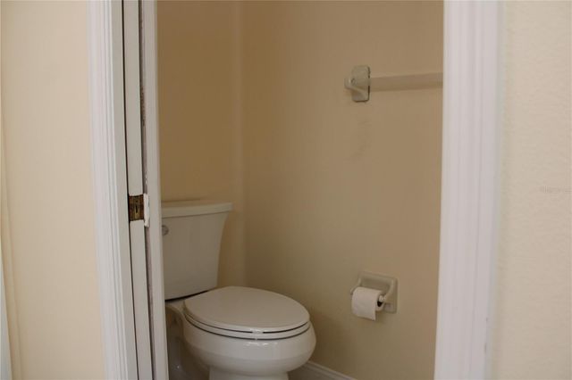 7803 33RD STREET E, Sarasota, FL 34243