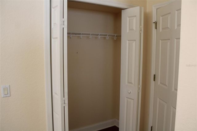 7803 33RD STREET E, Sarasota, FL 34243