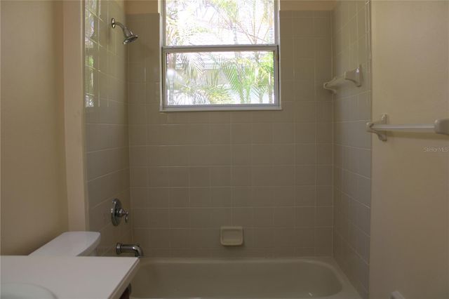 7803 33RD STREET E, Sarasota, FL 34243