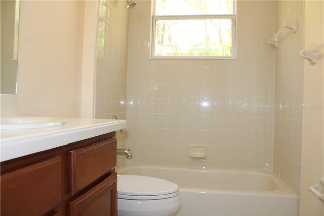 7803 33RD STREET E, Sarasota, FL 34243