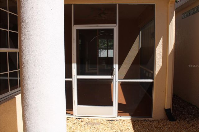 7803 33RD STREET E, Sarasota, FL 34243