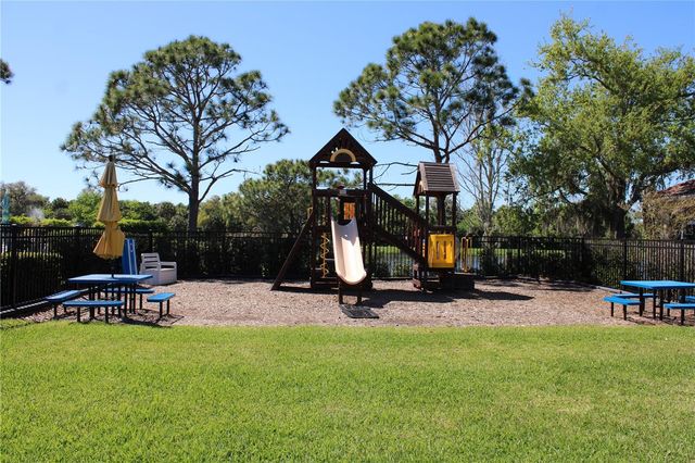 7803 33RD STREET E, Sarasota, FL 34243