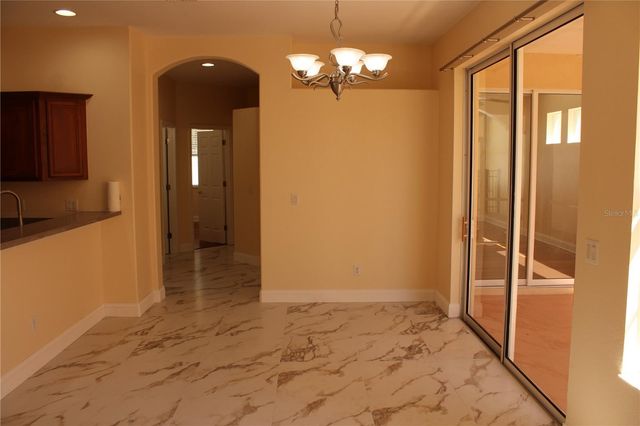 7803 33RD STREET E, Sarasota, FL 34243