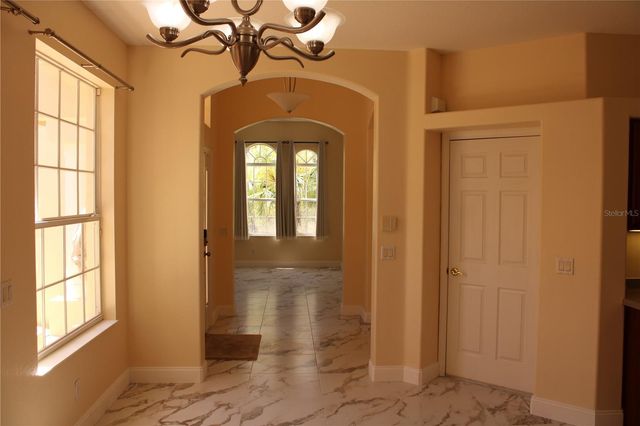 7803 33RD STREET E, Sarasota, FL 34243