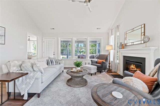10472 Meyers Park Dr, Ashland, VA 23005