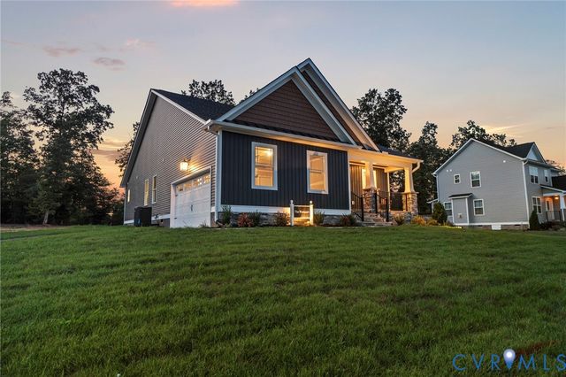10472 Meyers Park Dr, Ashland, VA 23005
