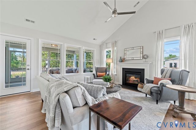 10472 Meyers Park Dr, Ashland, VA 23005