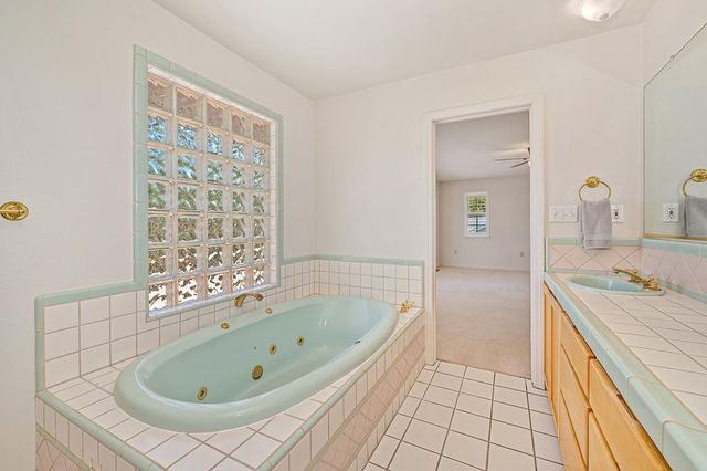 18135 Quail Mountain Ct, Applegate, CA 95703
