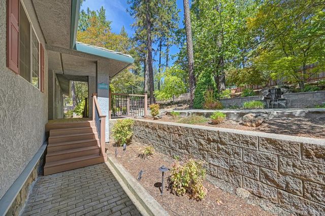 18135 Quail Mountain Ct, Applegate, CA 95703