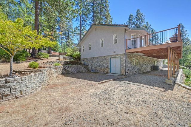 18135 Quail Mountain Ct, Applegate, CA 95703