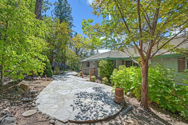 18135 Quail Mountain Ct, Applegate, CA 95703