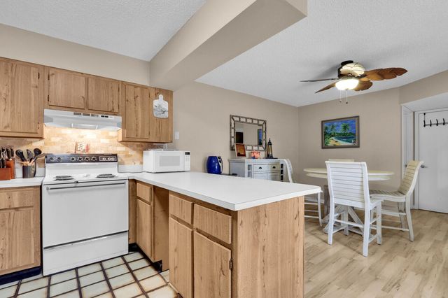 1420 OCEAN Way 7D, Jupiter, FL 33477