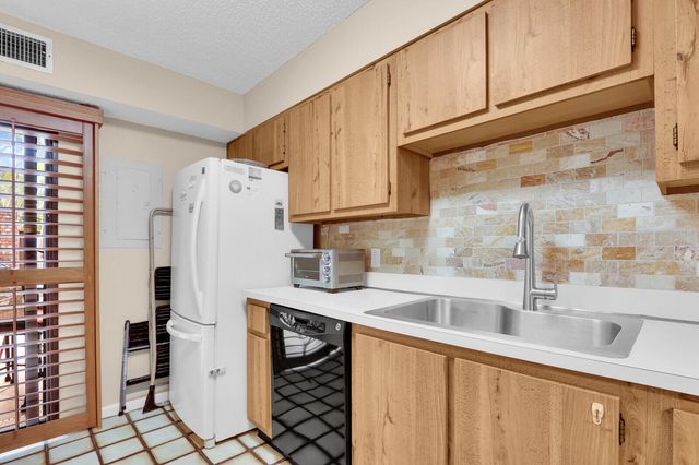 1420 OCEAN Way 7D, Jupiter, FL 33477
