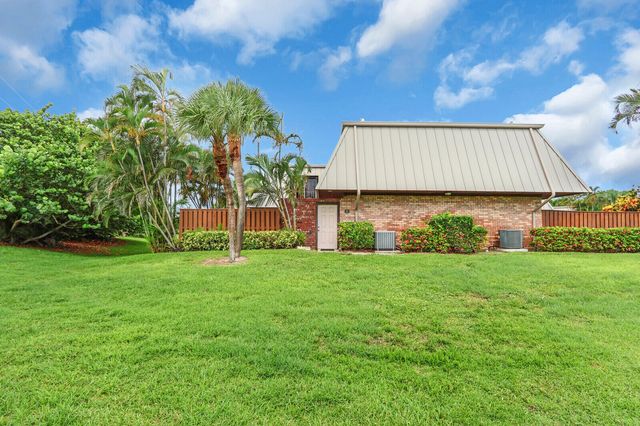 1420 OCEAN Way 7D, Jupiter, FL 33477