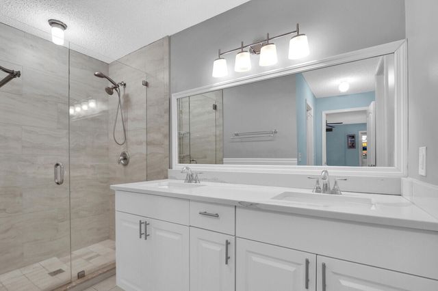 1420 OCEAN Way 7D, Jupiter, FL 33477