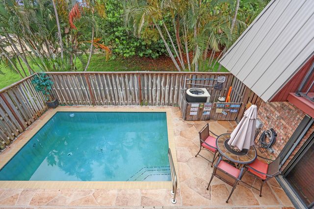 1420 OCEAN Way 7D, Jupiter, FL 33477