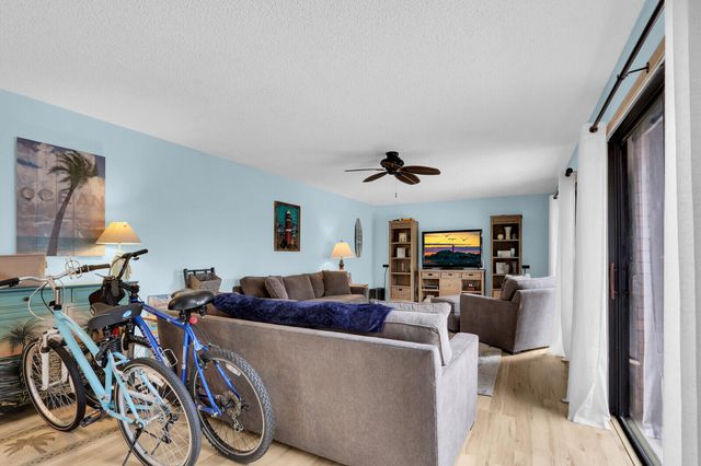 1420 OCEAN Way 7D, Jupiter, FL 33477