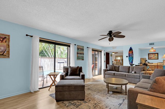 1420 OCEAN Way 7D, Jupiter, FL 33477