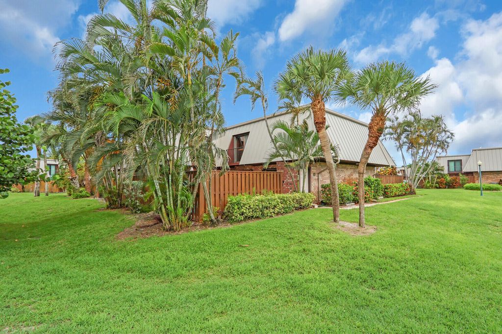 1420 OCEAN Way 7D, Jupiter, FL 33477