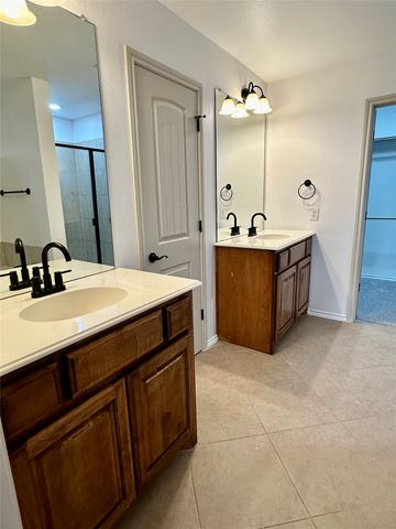 8110 Toltec Court, Arlington, TX 76002