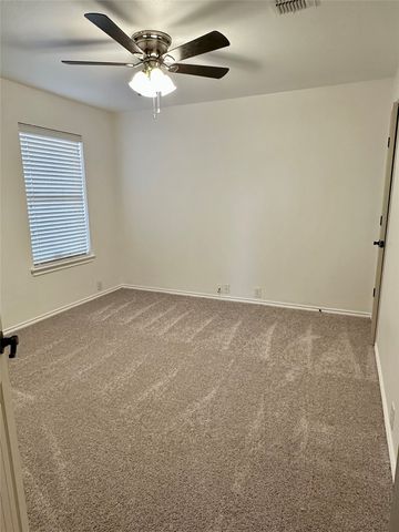 8110 Toltec Court, Arlington, TX 76002